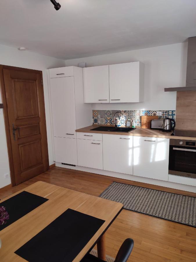 Confortable Appartement Au Centre De 셀레스탓 외부 사진